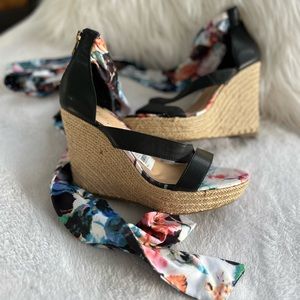 Thalia Sodi, wedge, scarf sandals, size 8